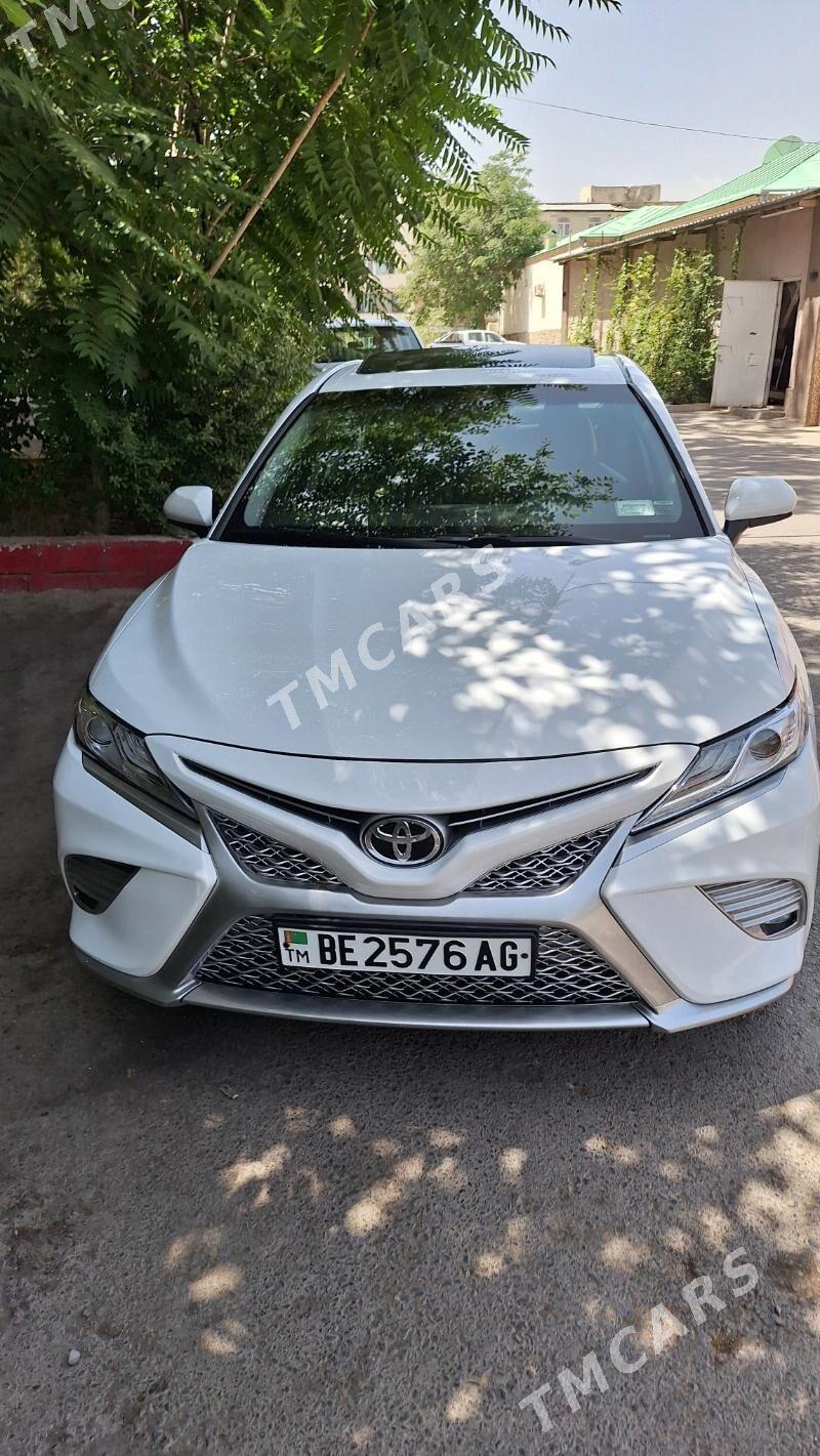 Toyota Camry 2019 - 450 000 TMT - 1 мкр - img 2