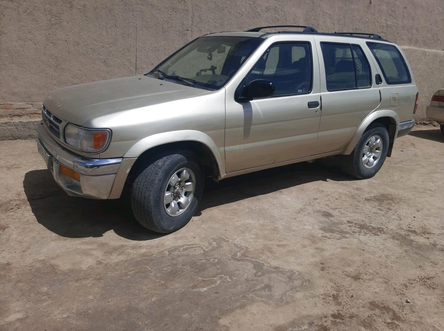 Nissan Pathfinder 1998 - 80 000 TMT - Türkmenbaşy etr. - img 2