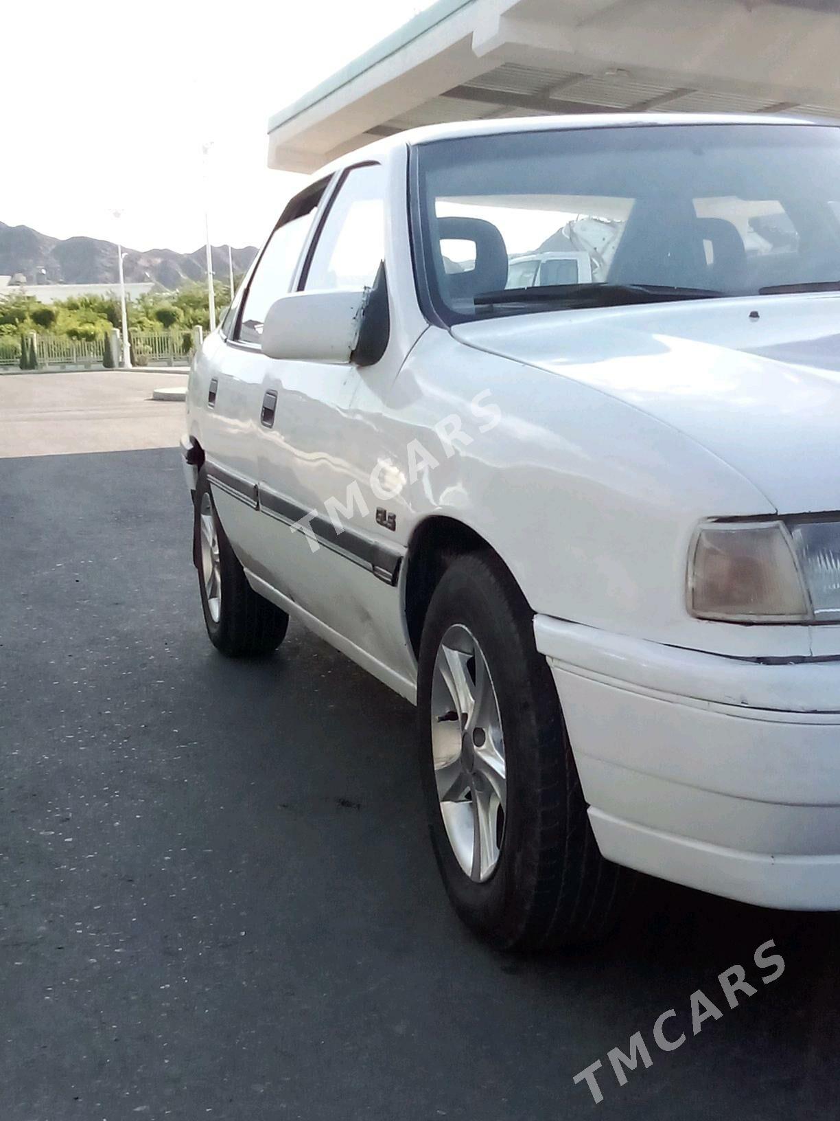 Opel Vectra 1989 - 32 000 TMT - Türkmenbaşy - img 3
