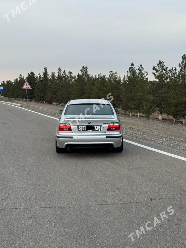 BMW E39 2000 - 165 000 TMT - Aşgabat - img 5