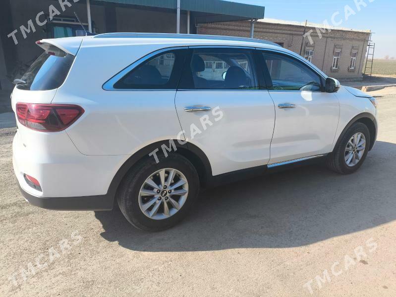 Kia Sorento 2019 - 250 000 TMT - Çärjew - img 6