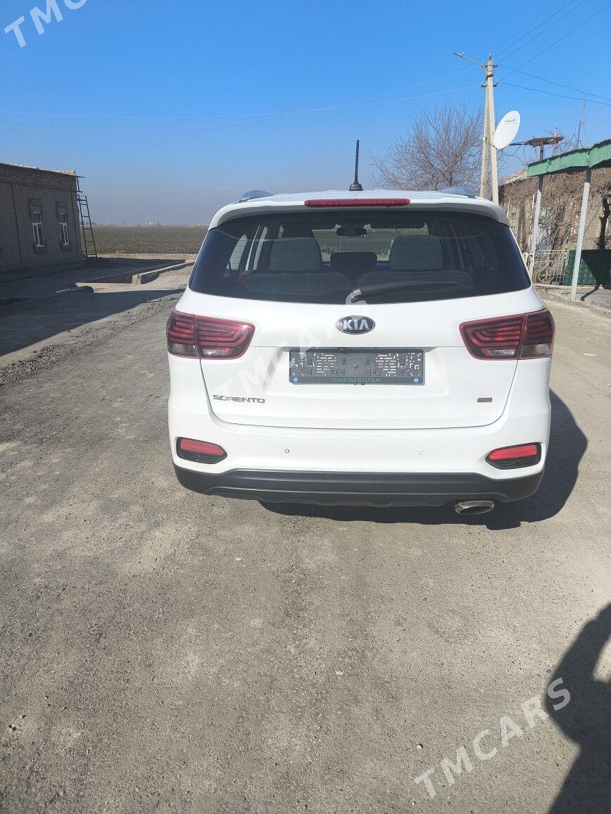 Kia Sorento 2019 - 250 000 TMT - Çärjew - img 3