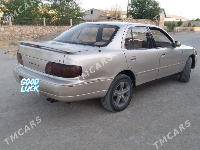 Toyota Camry 1993 - 70 000 TMT - Kerki - img 3