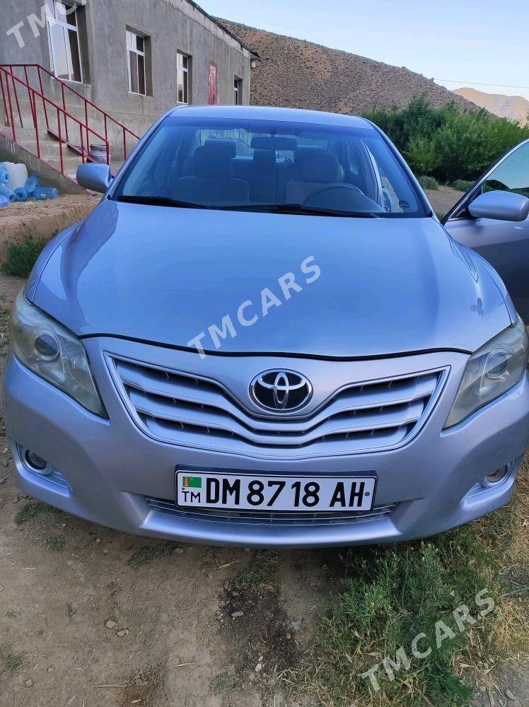 Toyota Camry 2010 - 185 000 TMT - Bäherden - img 3