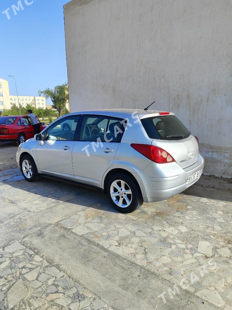 Nissan Versa 2011 - 100 000 TMT - Seýdi - img 3
