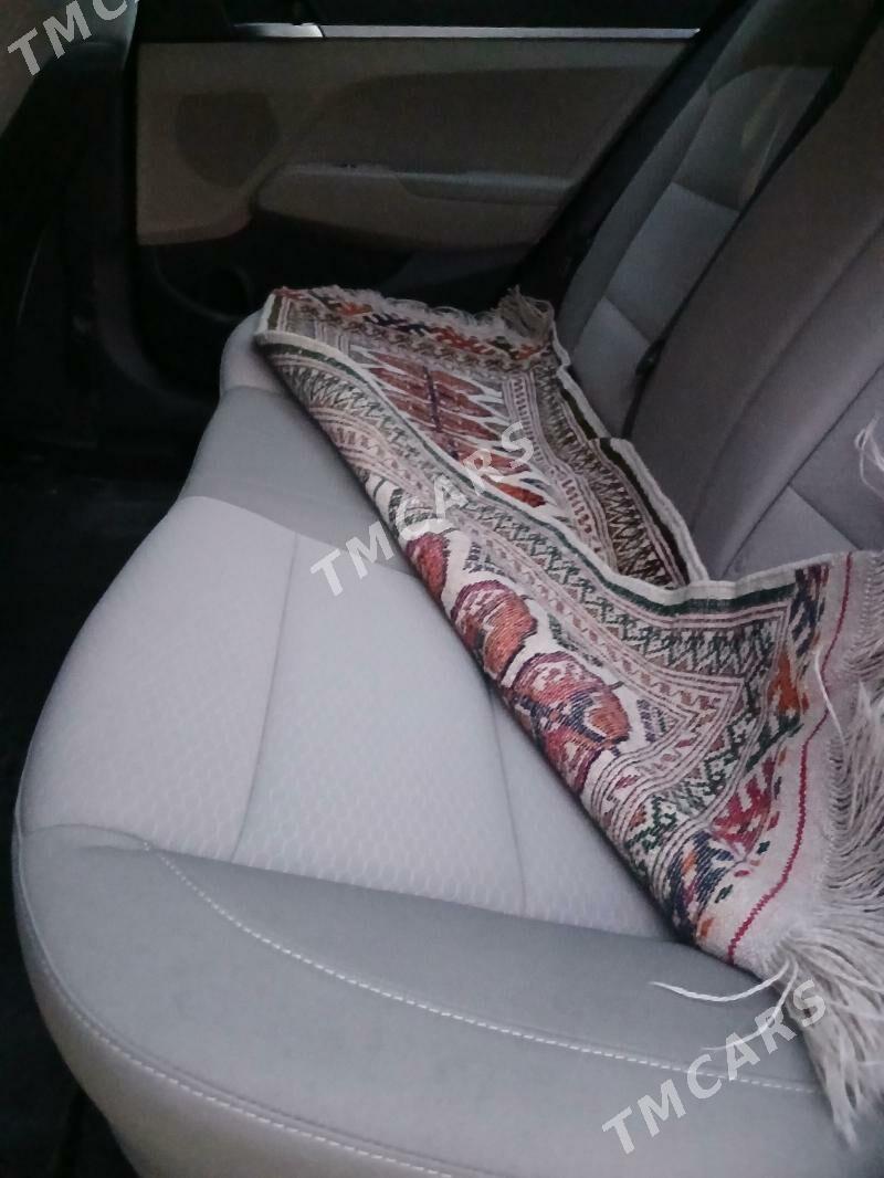 Hyundai Elantra 2019 - 199 000 TMT - Aşgabat - img 7