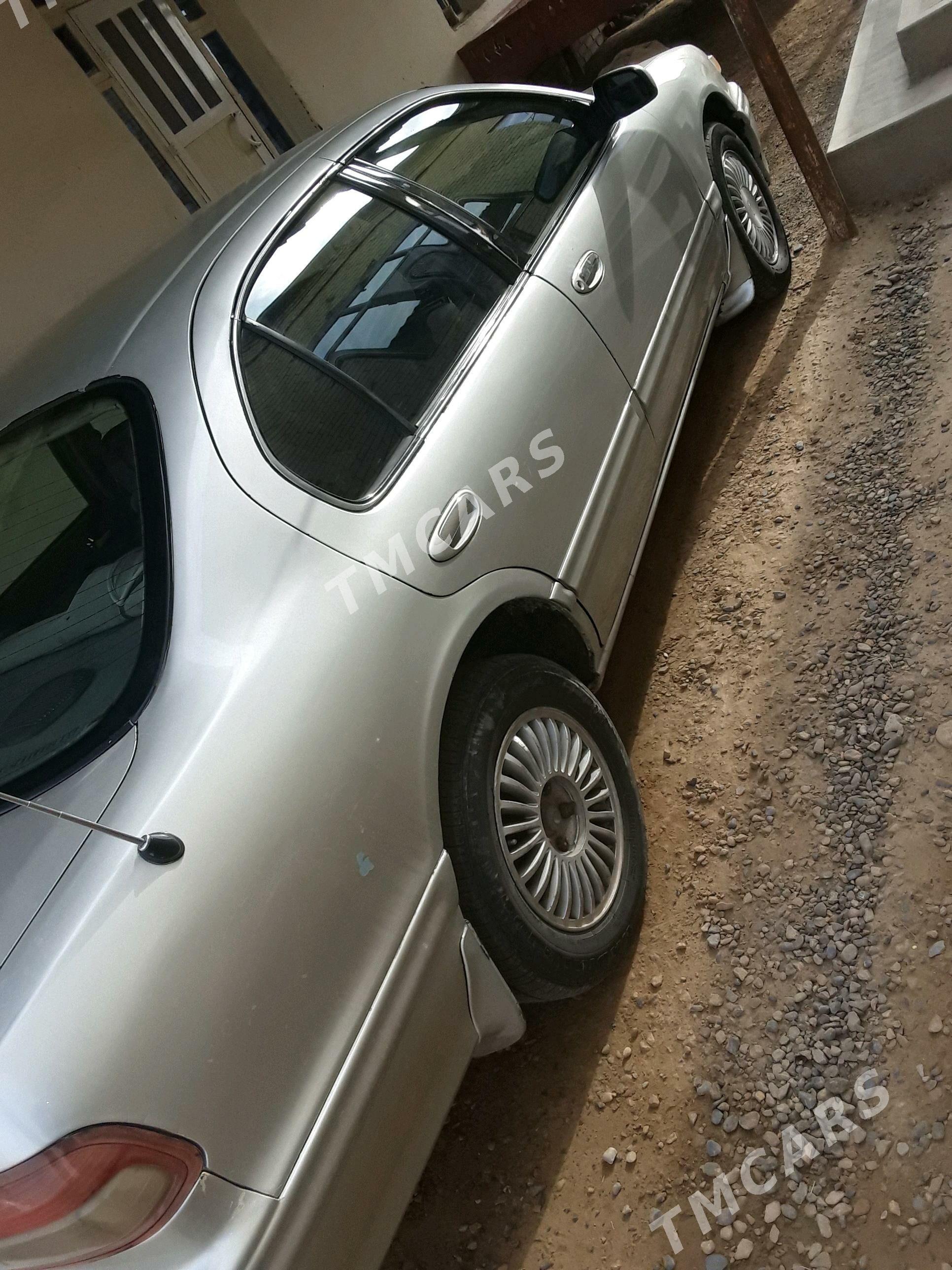Nissan Maxima 1995 - 30 000 TMT - Сакарчага - img 4