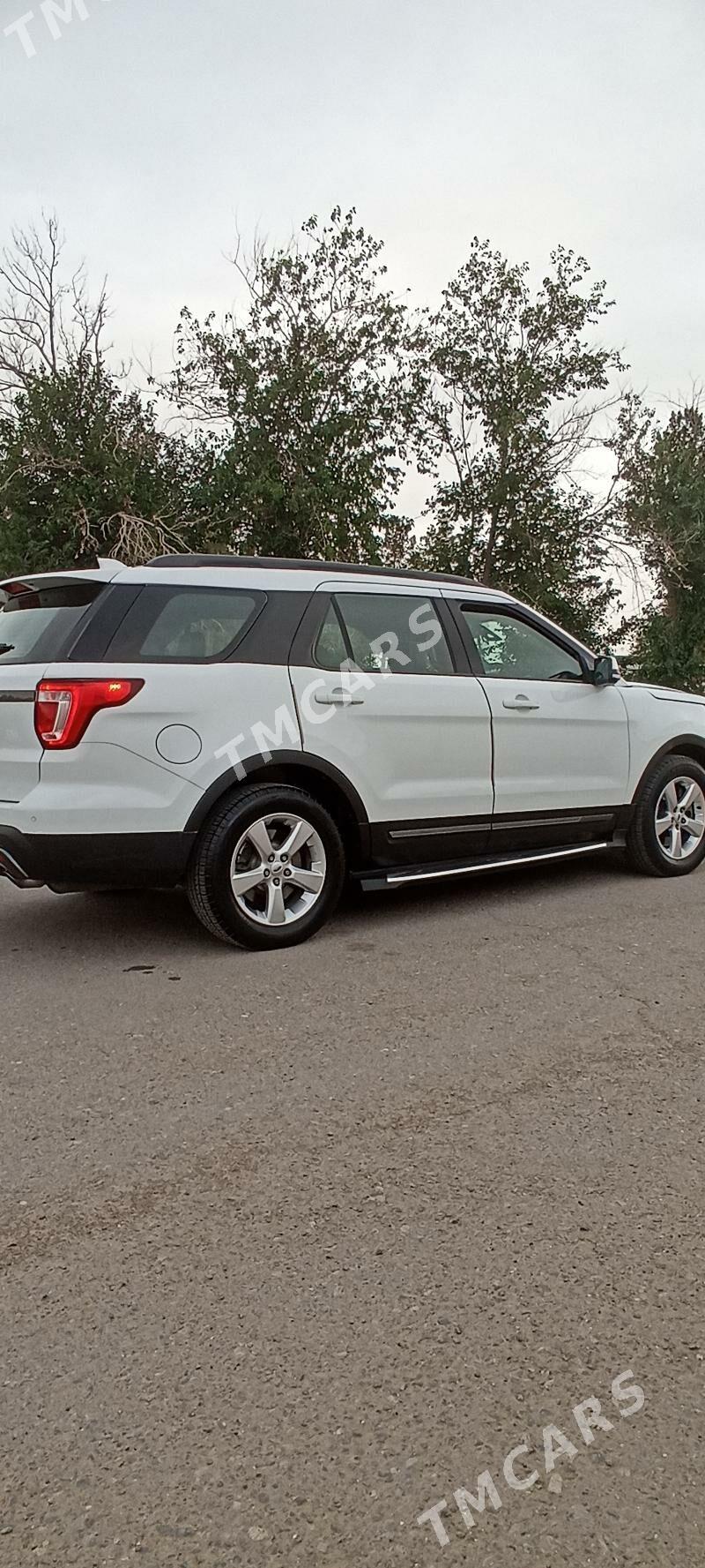 Ford Explorer 2017 - 295 000 TMT - Aşgabat - img 1