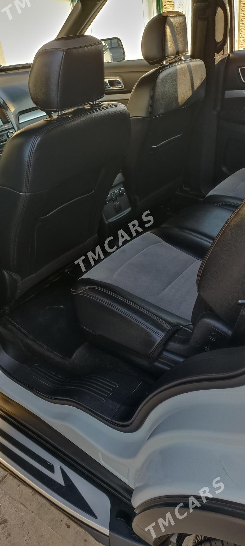 Ford Explorer 2017 - 295 000 TMT - Aşgabat - img 7