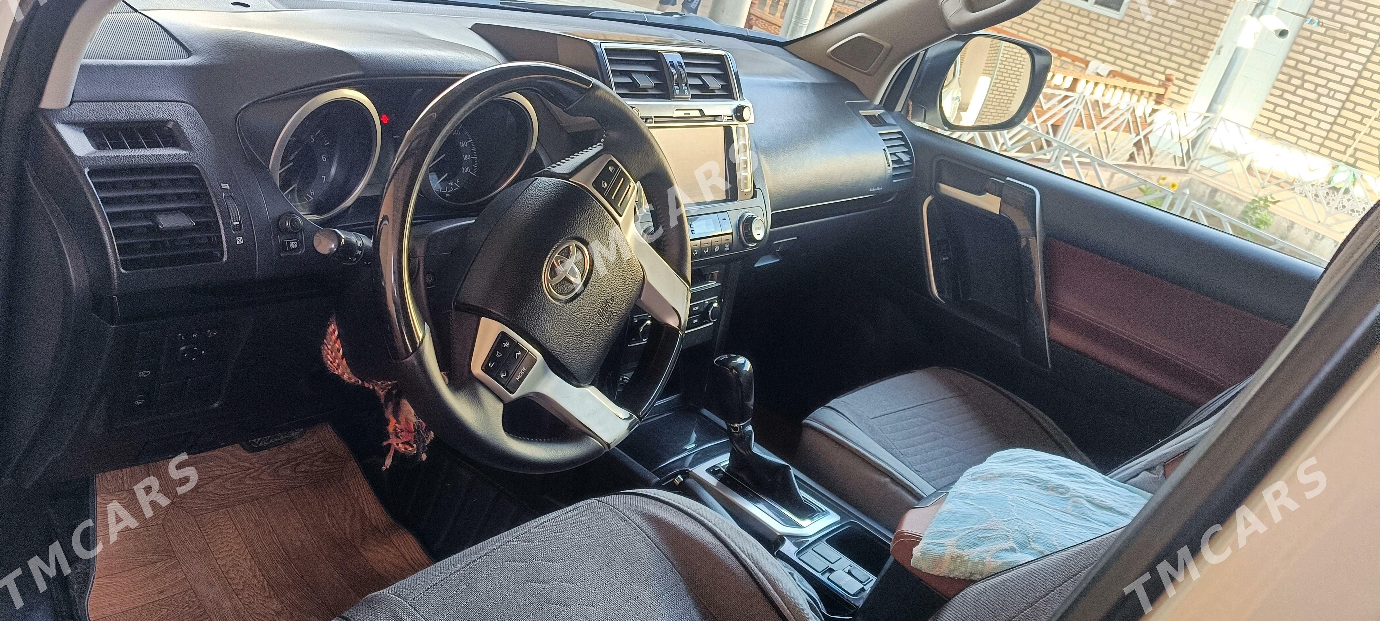 Toyota Land Cruiser Prado 2013 - 585 000 TMT - Ёлётен - img 3