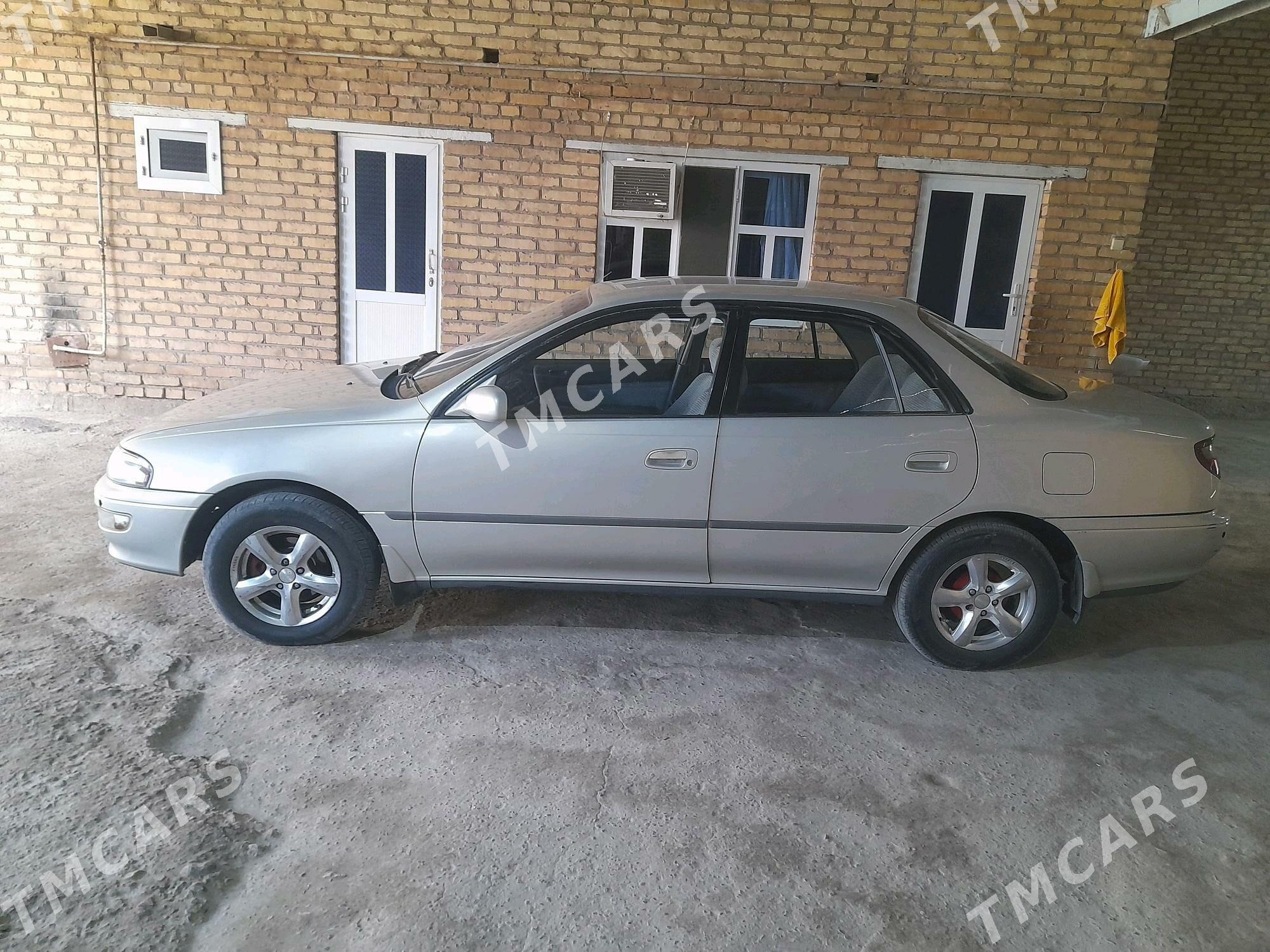 Toyota Carina 1995 - 60 000 TMT - Saýat - img 2