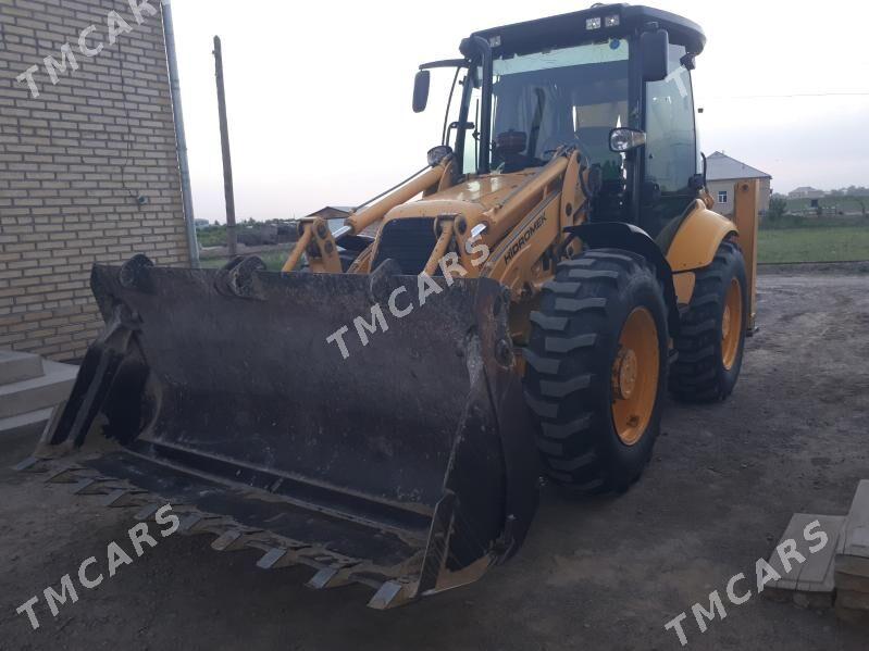 JCB 4CX ECO 2009 - 640 000 TMT - Mary - img 2