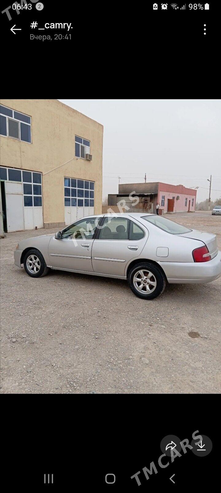 Nissan Altima 2001 - 35 000 TMT - Halaç - img 4