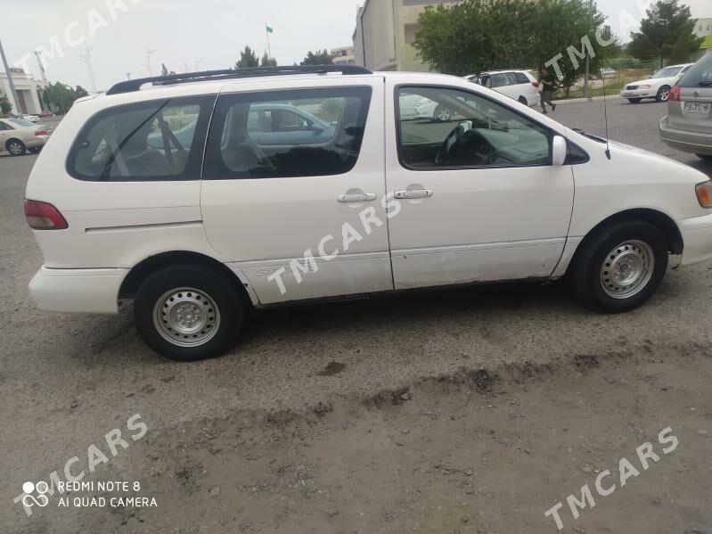 Toyota Sienna 2002 - 120 000 TMT - Мары - img 2