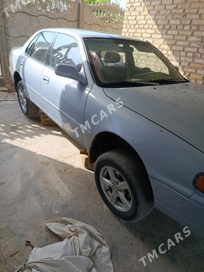 Toyota Camry 1996 - 85 000 TMT - Ёлётен - img 2
