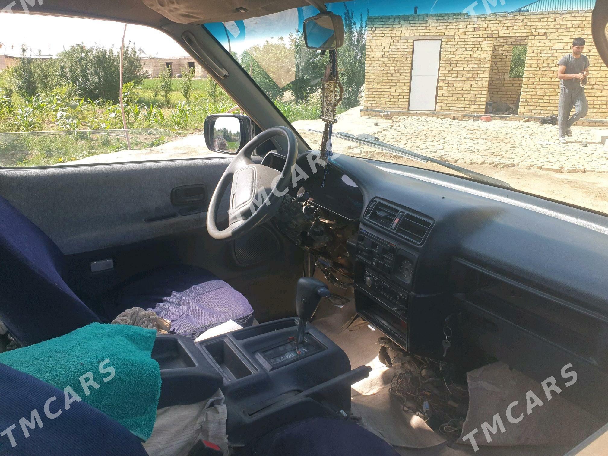 Toyota Town Ace 1994 - 35 000 TMT - Ёлётен - img 2