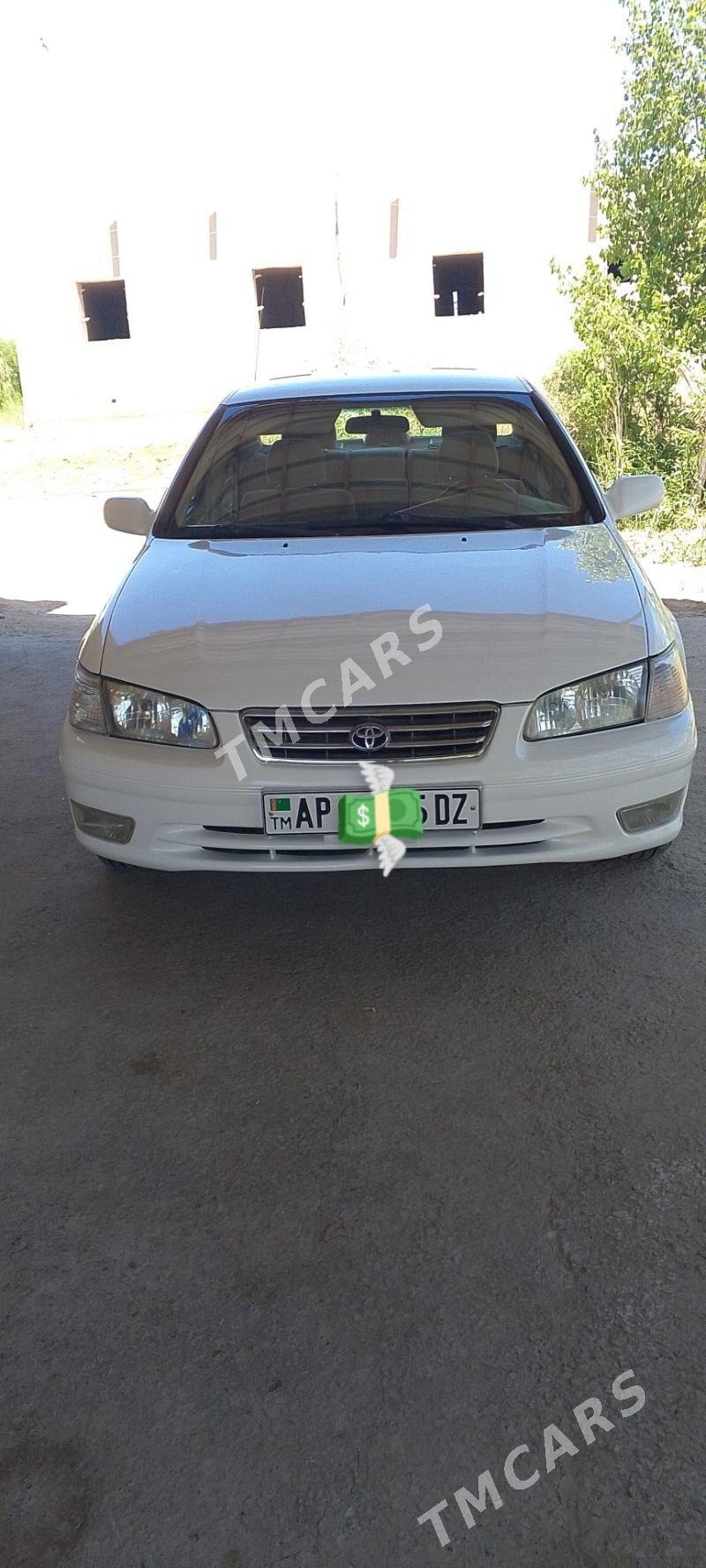 Toyota Camry 2000 - 138 000 TMT - Köneürgenç - img 4