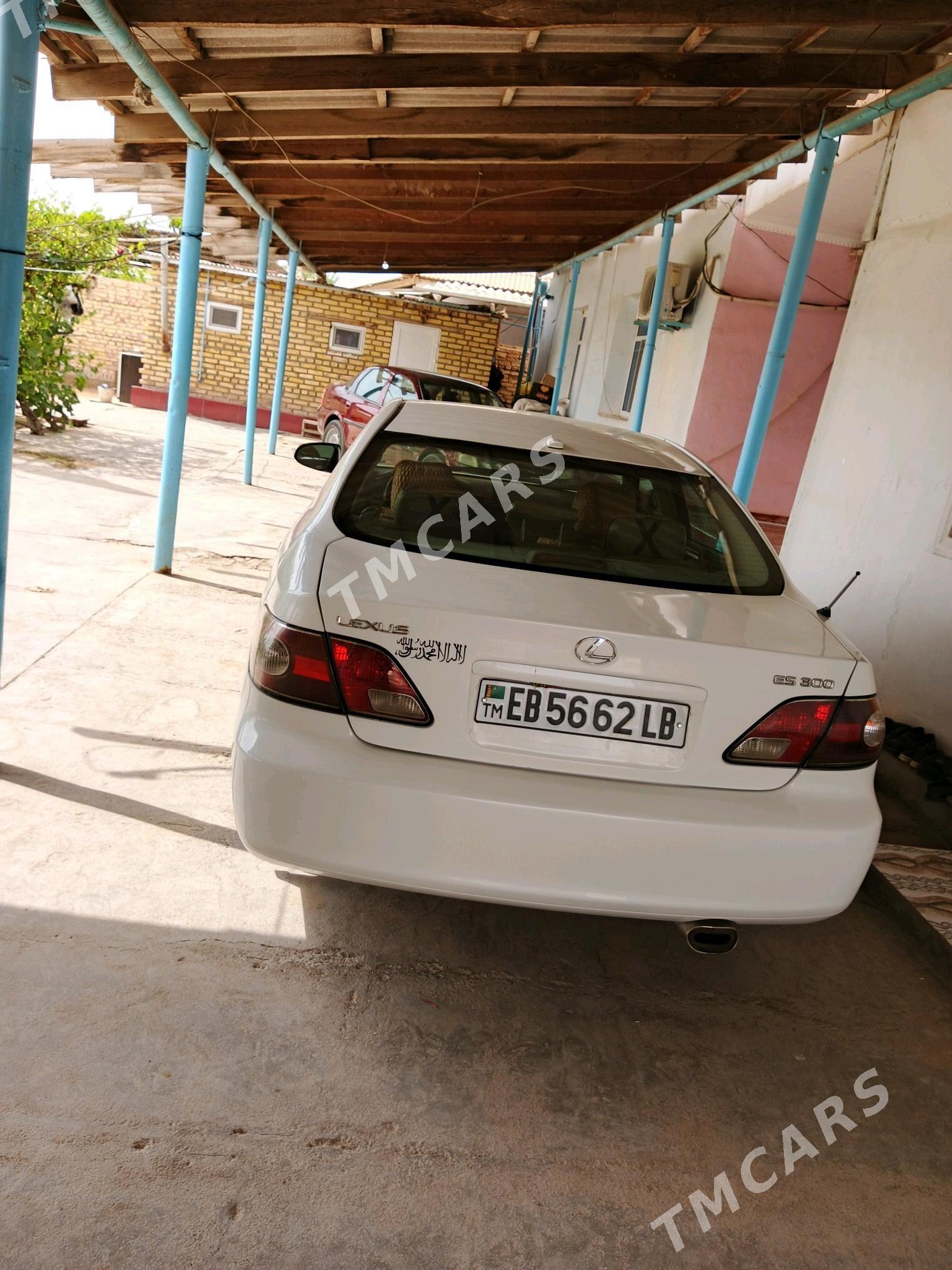 Lexus ES 300 2002 - 165 000 TMT - Дарганата - img 2