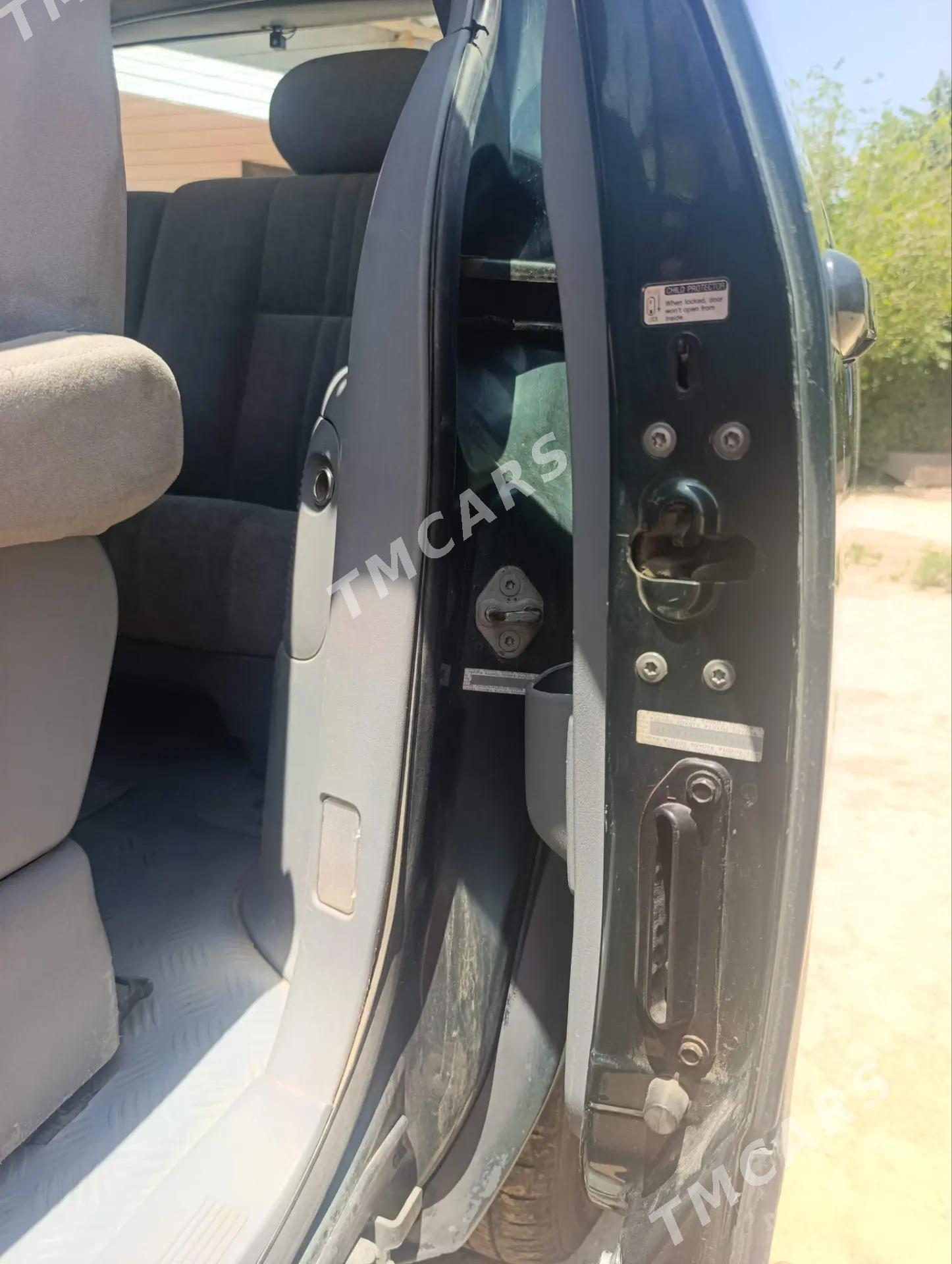 Toyota Sienna 1999 - 160 000 TMT - Tagtabazar - img 5