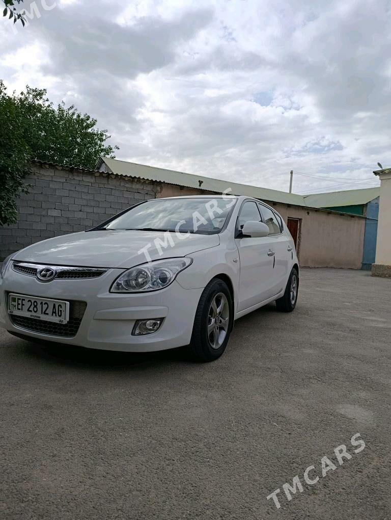 Hyundai I30 2011 - 125 000 TMT - Гёкдже - img 3
