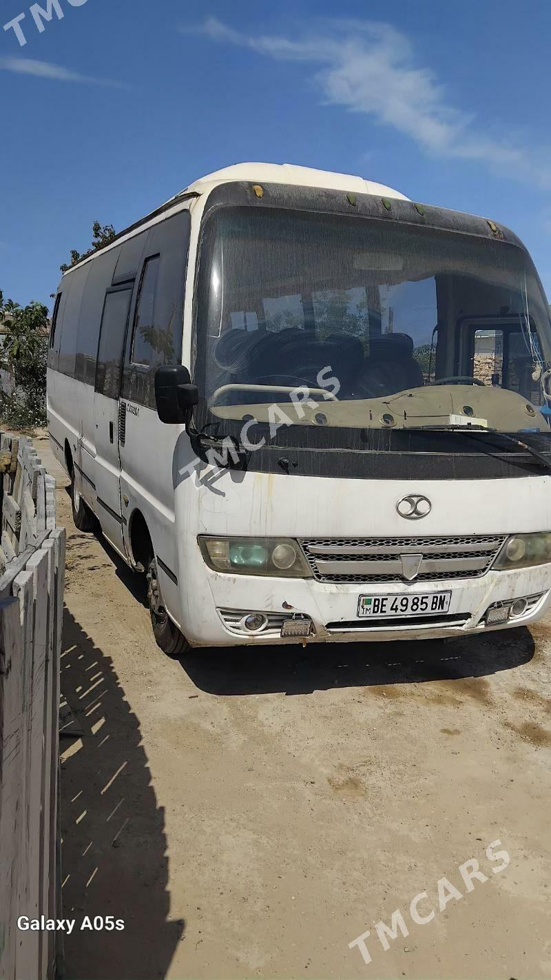Toyota Coaster 2012 - 220 000 TMT - Türkmenbaşy - img 3