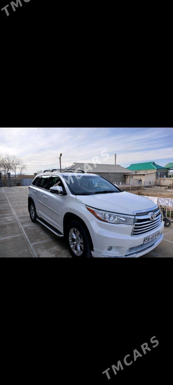 Toyota Highlander 2016 - 420 000 TMT - Kaka - img 3