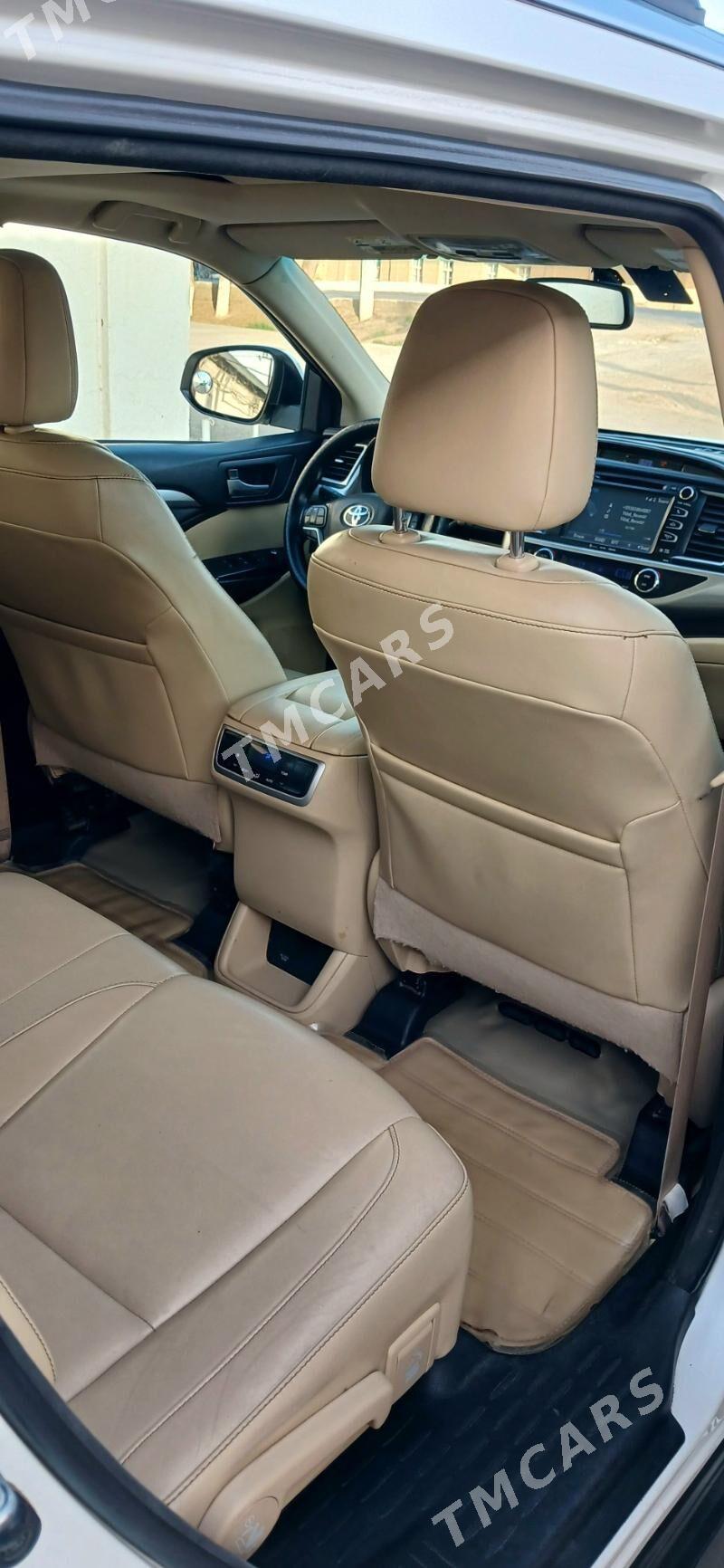 Toyota Highlander 2016 - 350 000 TMT - Sakar - img 3