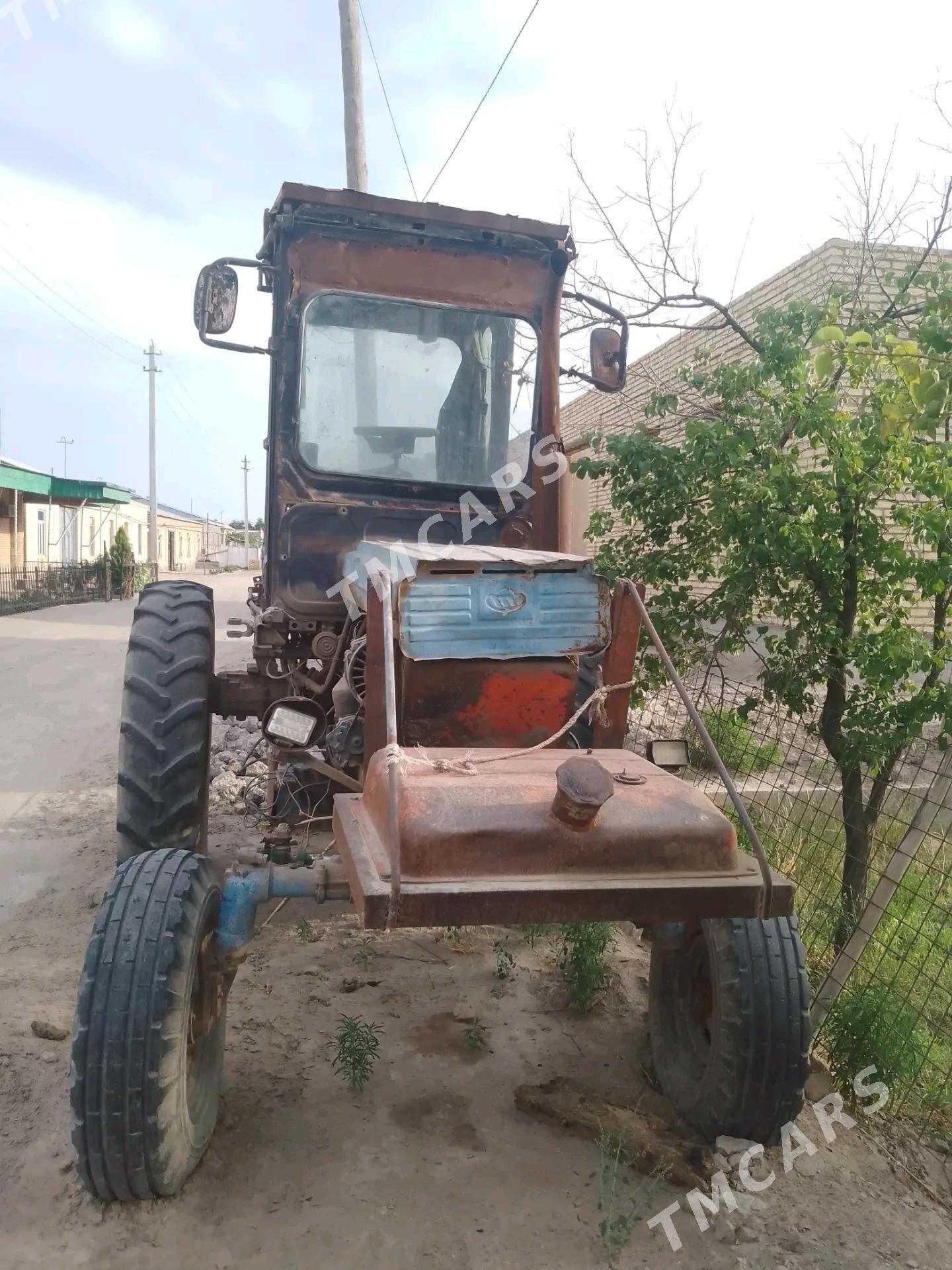 MTZ T-28 1990 - 78 000 TMT - Farap - img 7