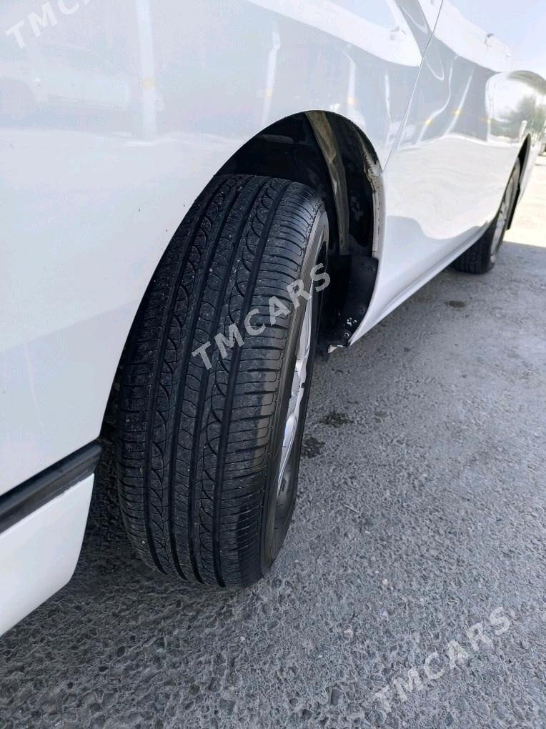 Nissan Urvan 2013 - 270 000 TMT - Ашхабад - img 3