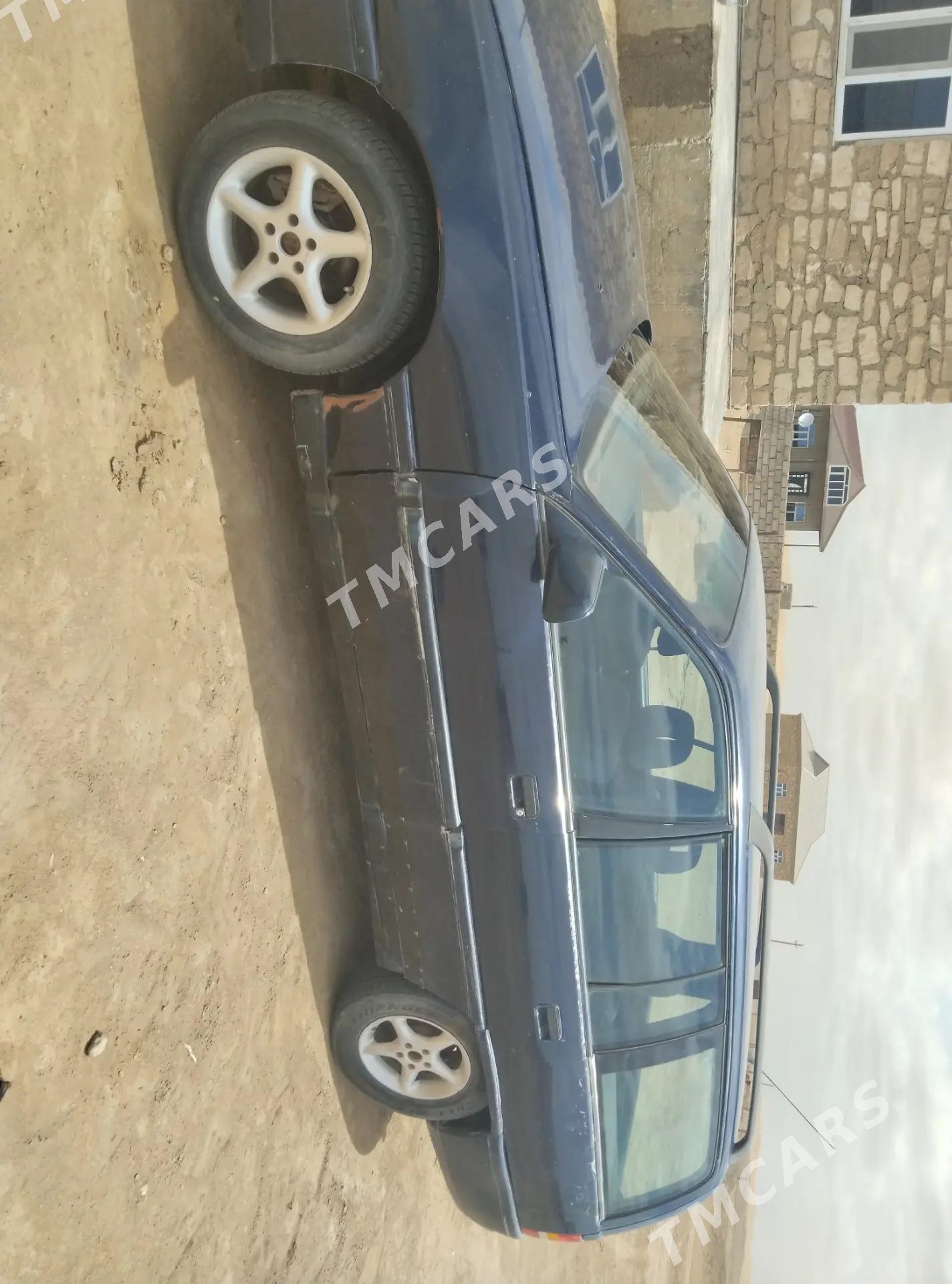 Opel Omega 1990 - 22 000 TMT - Balkanabat - img 9