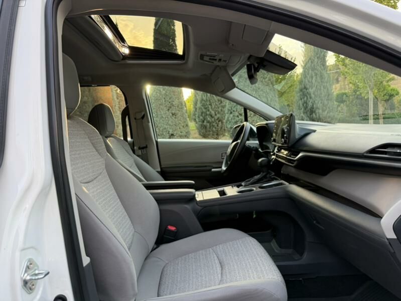 Toyota Sienna 2022 - 495 000 TMT - Ашхабад - img 10