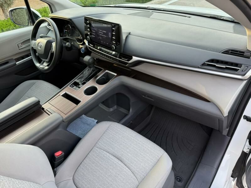 Toyota Sienna 2022 - 495 000 TMT - Ашхабад - img 4