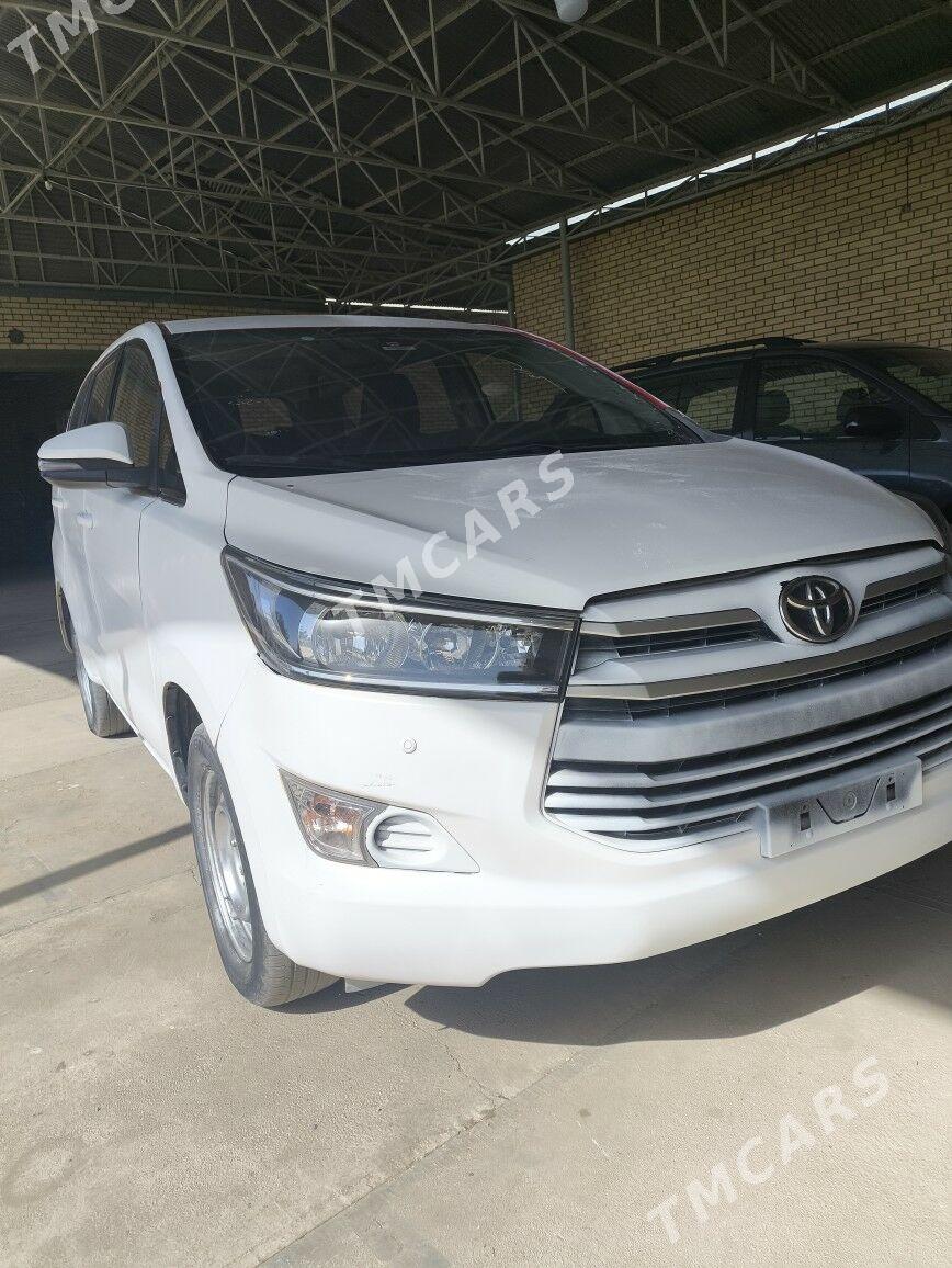 Toyota Innova 2020 - 230 000 TMT - Baýramaly - img 3