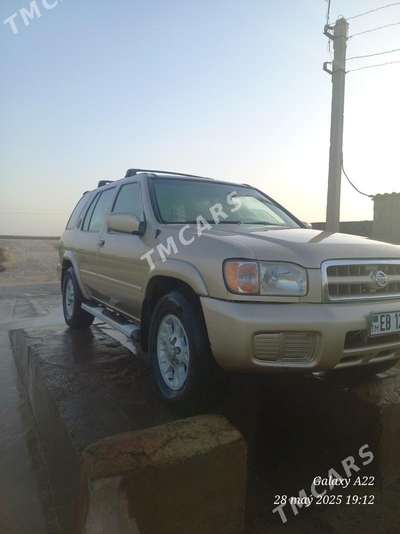 Nissan Pathfinder 2000 - 90 000 TMT - Теджен - img 3