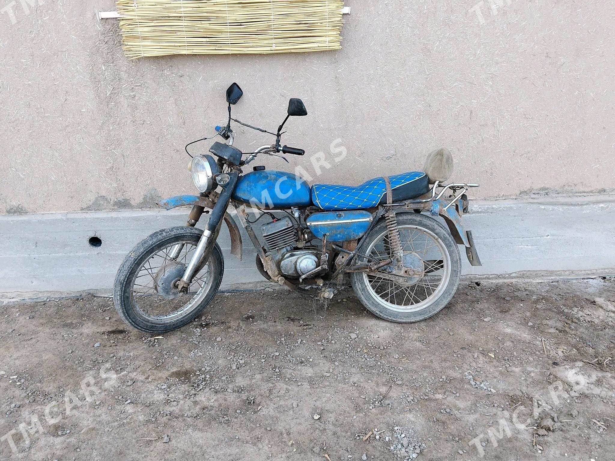 Jawa 300 1980 - 3 000 TMT - етр. Туркменбаши - img 2