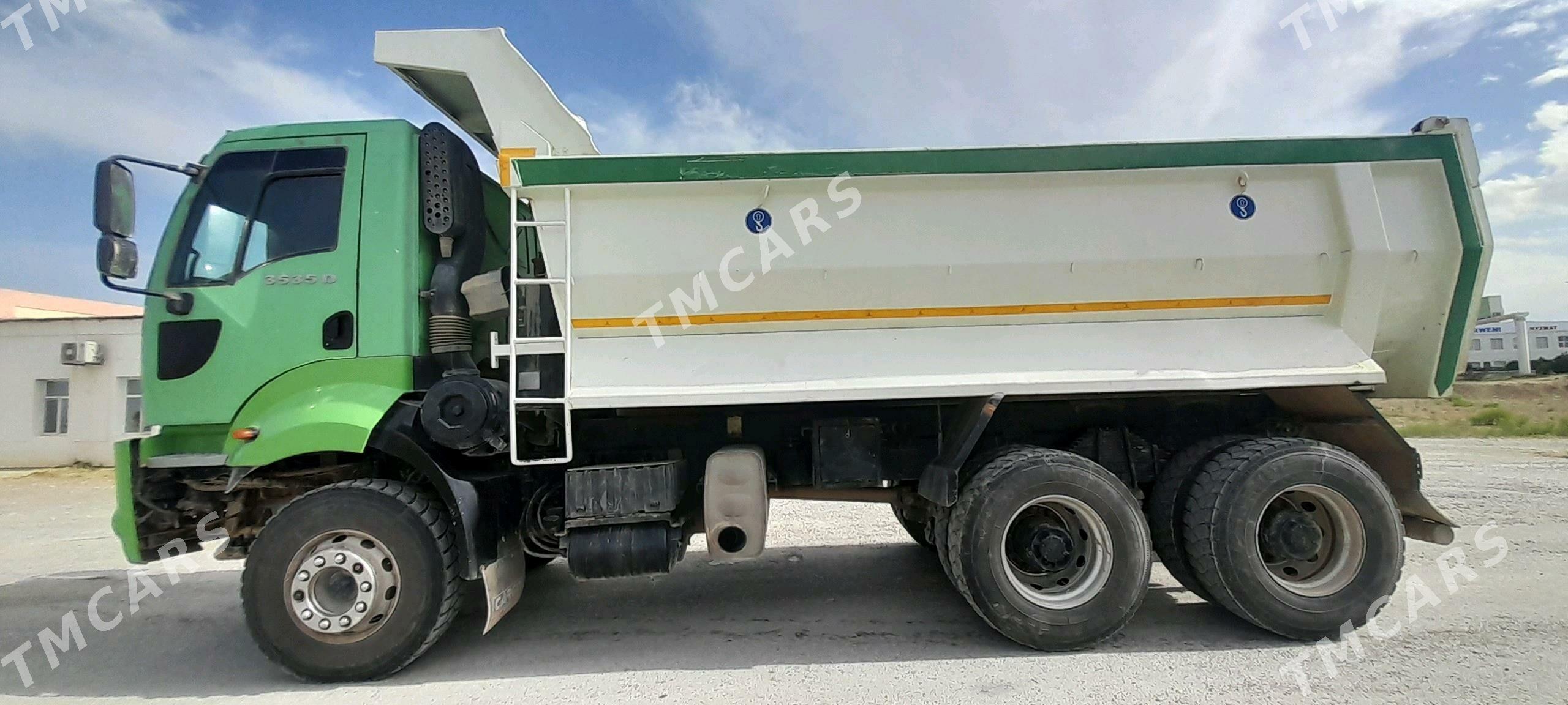 Ford Cargo 3535D 2013 - 700 000 TMT - Büzmeýin - img 2