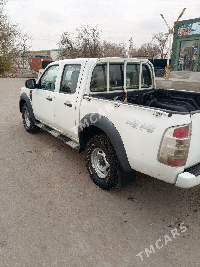 Toyota Hilux 2011 - 150 000 TMT - Гороглы (Тагта) - img 3