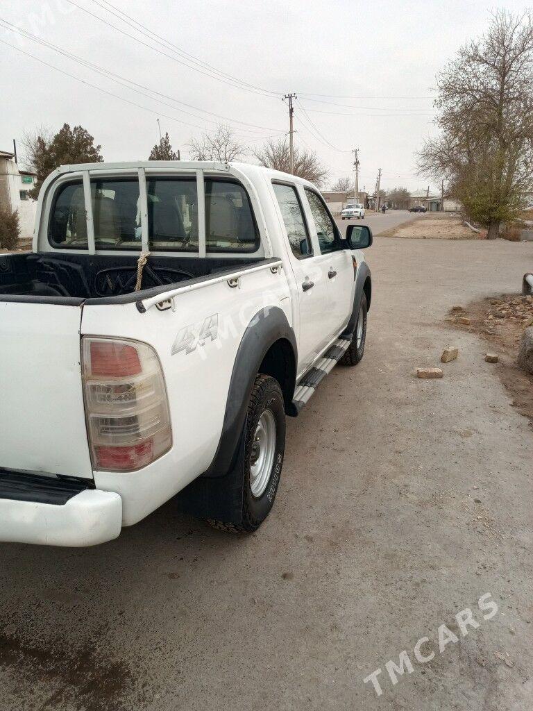 Toyota Hilux 2011 - 150 000 TMT - Гороглы (Тагта) - img 2