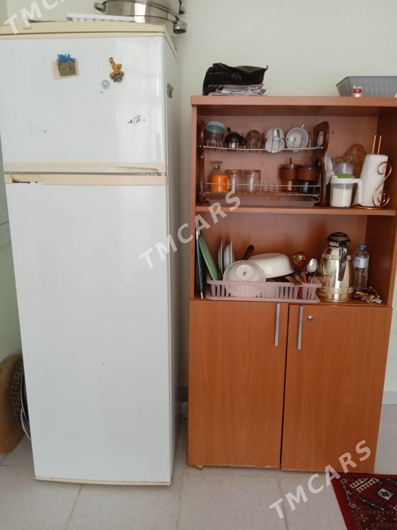 Holadilnik i Şkaf Satlyk - Gurtly - img 1