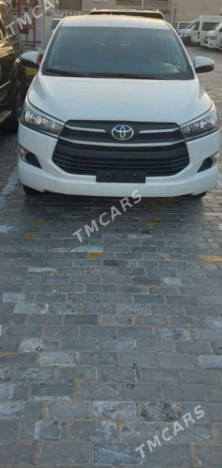 Toyota Innova 2020 - 270 000 TMT - Türkmenabat - img 3
