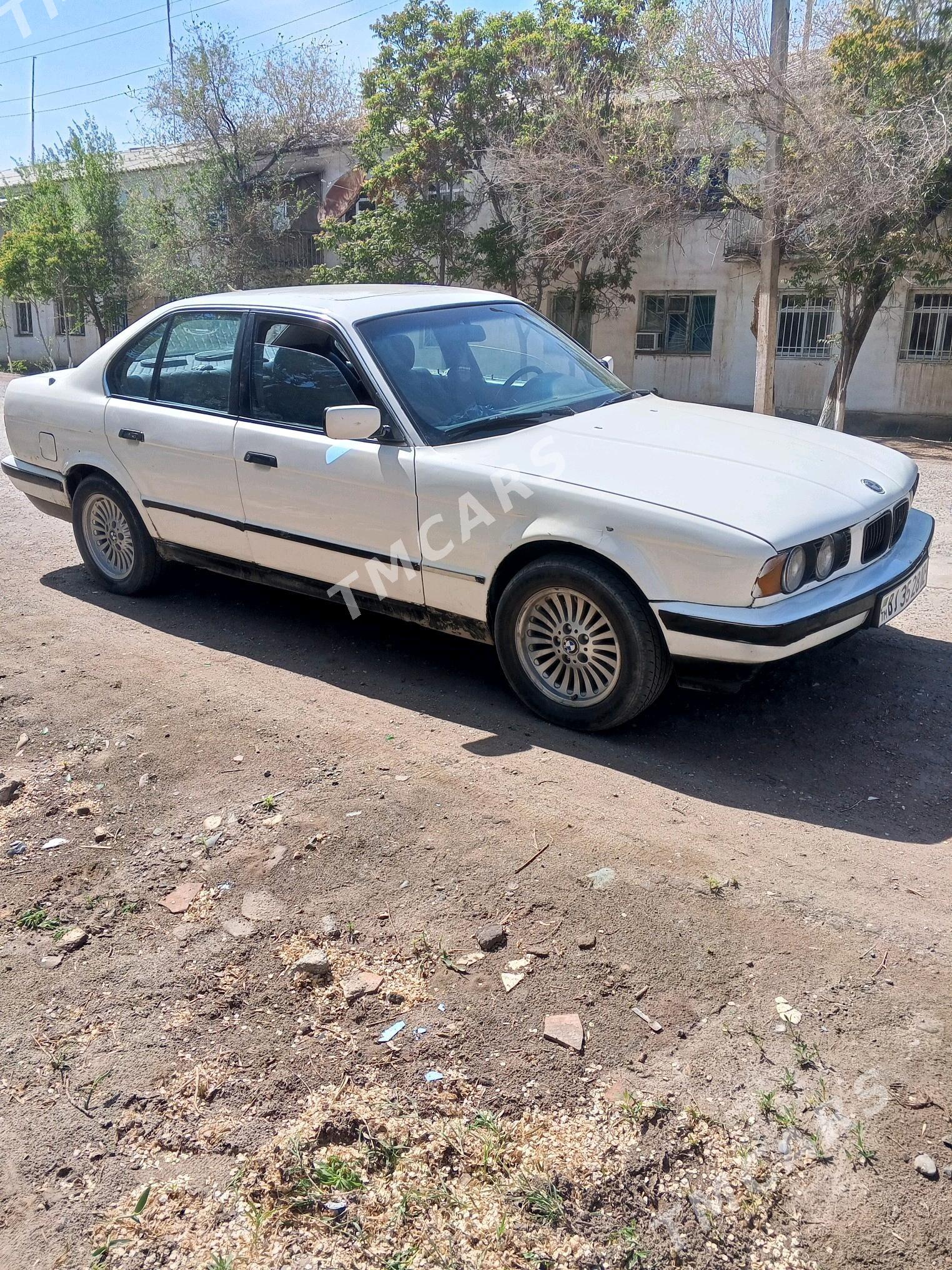 BMW 535 1988 - 23 000 TMT - Дашогуз - img 2