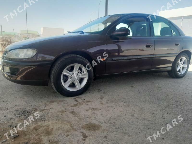 Opel Omega 1995 - 40 000 TMT - Берекет - img 3