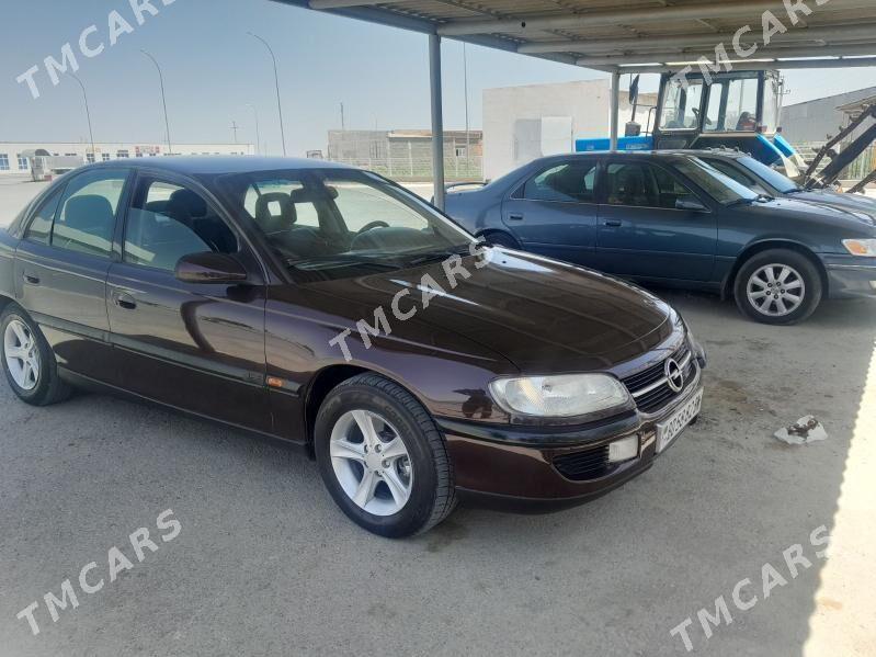 Opel Omega 1995 - 40 000 TMT - Берекет - img 4
