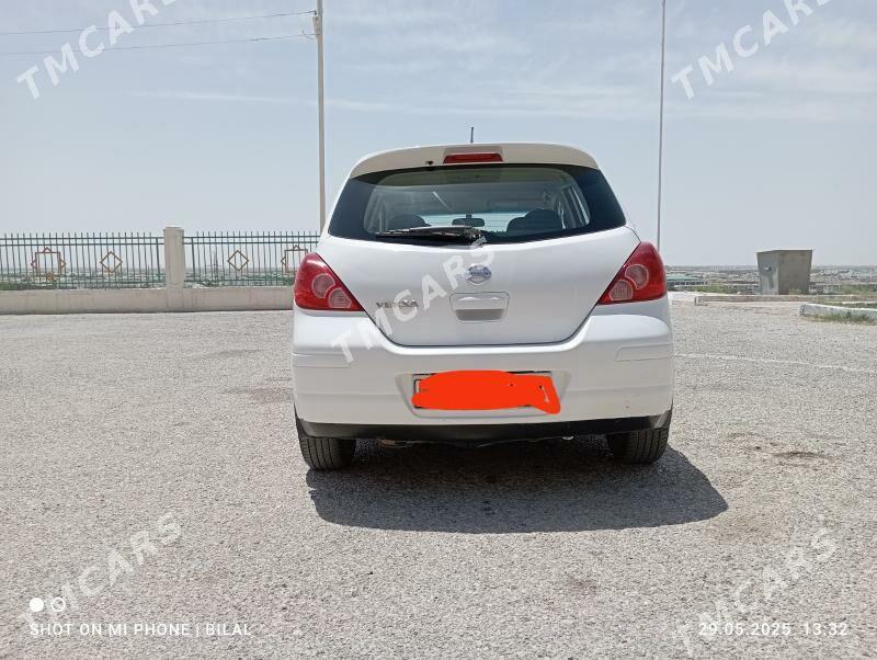 Nissan Versa 2010 - 105 000 TMT - Balkanabat - img 4