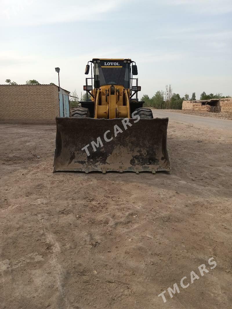 XCMG ZL50 2010 - 480 000 TMT - Hojambaz - img 3