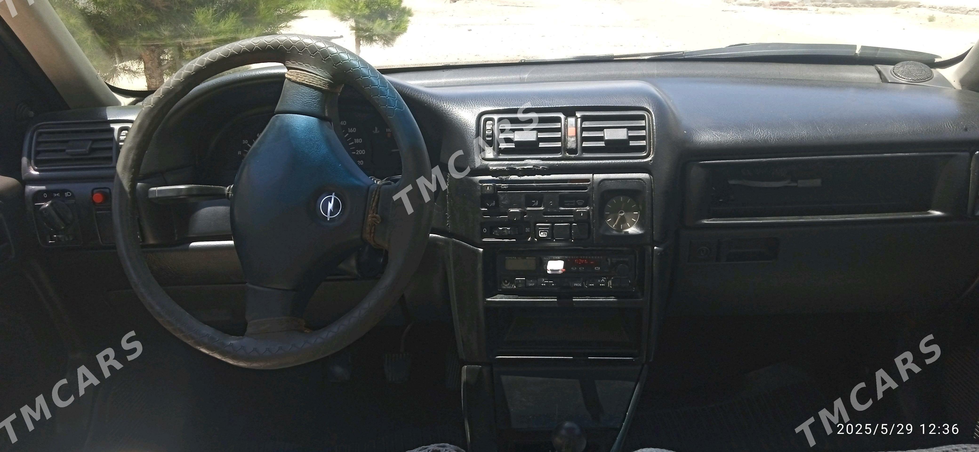 Opel Vectra 1991 - 29 000 TMT - Dänew - img 4