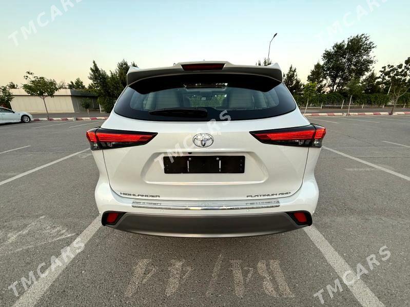Toyota Highlander 2022 - 720 000 TMT - Aşgabat - img 4