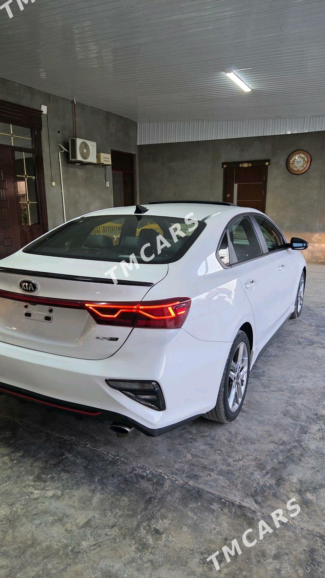Kia Forte 2021 - 250 000 TMT - Мары - img 3