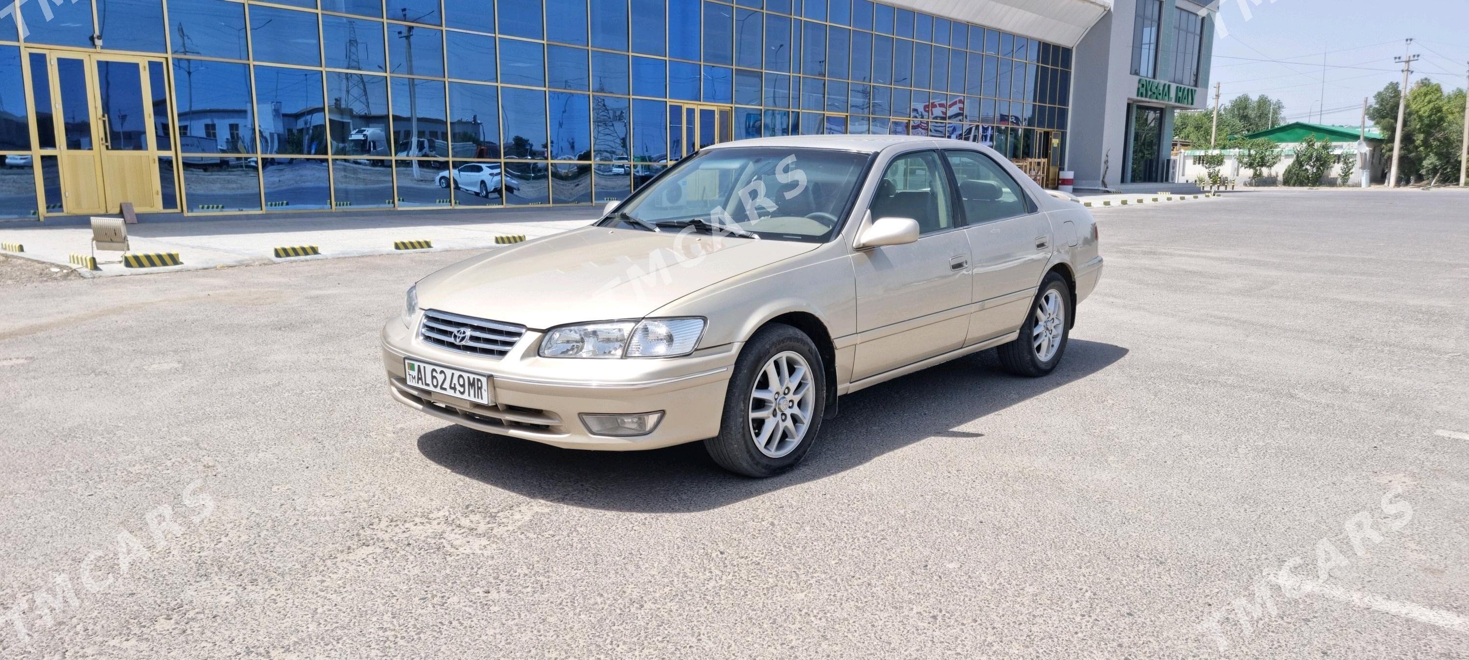 Toyota Camry 2000 - 137 000 TMT - Мары - img 4