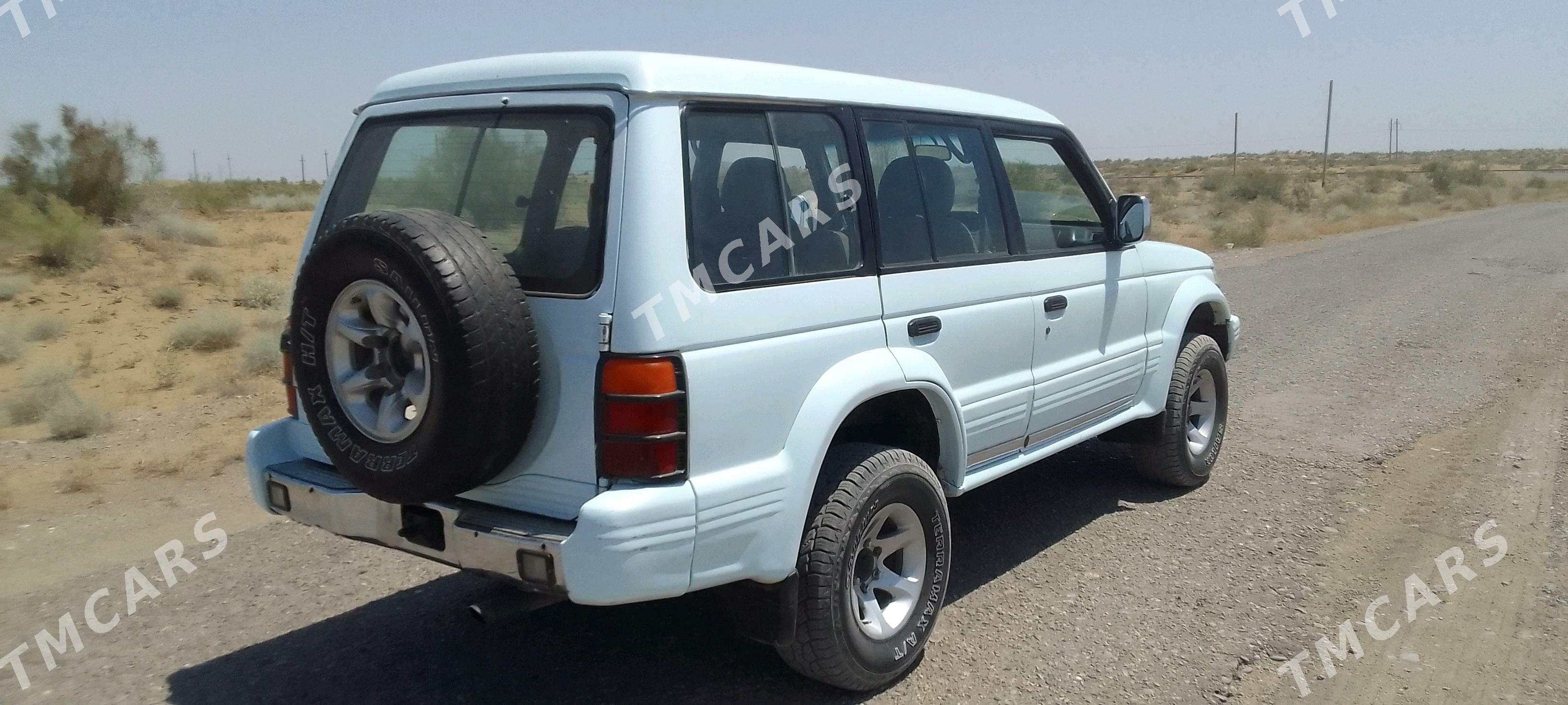 Mitsubishi Montero 1996 - 55 000 TMT - Baýramaly - img 3